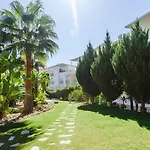 Homes Eco With Terrace, 2 Swimming Pools & Tennis Court 公寓