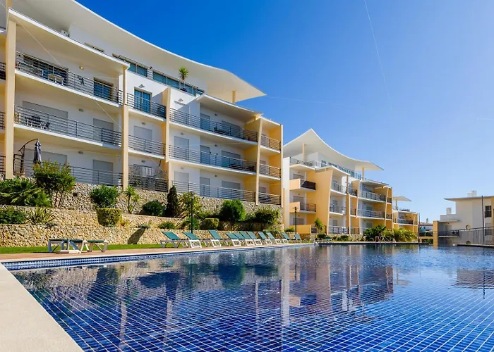 Homes Eco With Terrace, 2 Swimming Pools & Tennis Court * Albufeira