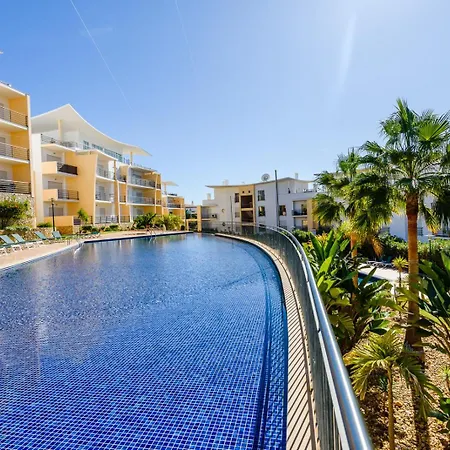 Homes Eco With Terrace, 2 Swimming Pools & Tennis Court אלבופיירה