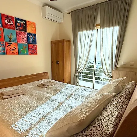 Homes Eco With Terrace, 2 Swimming Pools & Tennis Court אלבופיירה