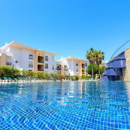 Homes Eco With Terrace, 2 Swimming Pools & Tennis Court דירה *
